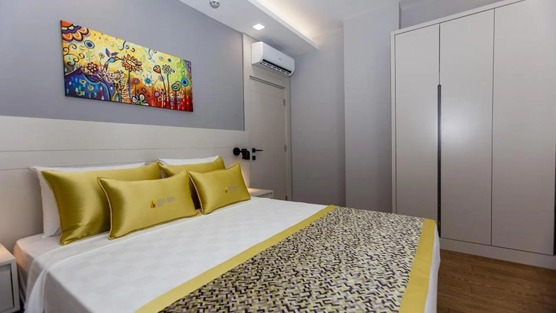 Stile Suite Family Hotel Antalya 5*,